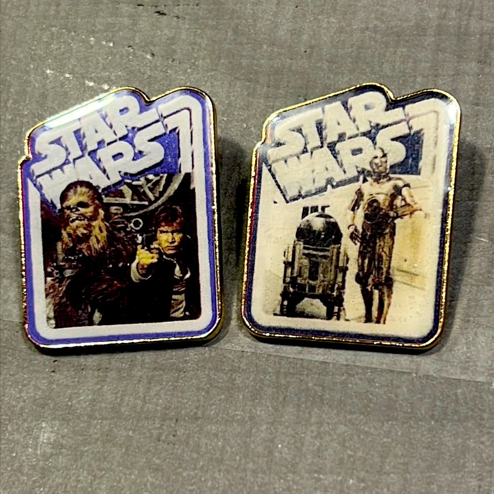 Star Wars pins Hann and Chewbacca 🔥C-3PO and R2 D2  2 pins 👍🏽
